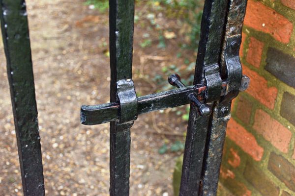 Fence Gate Adjustment